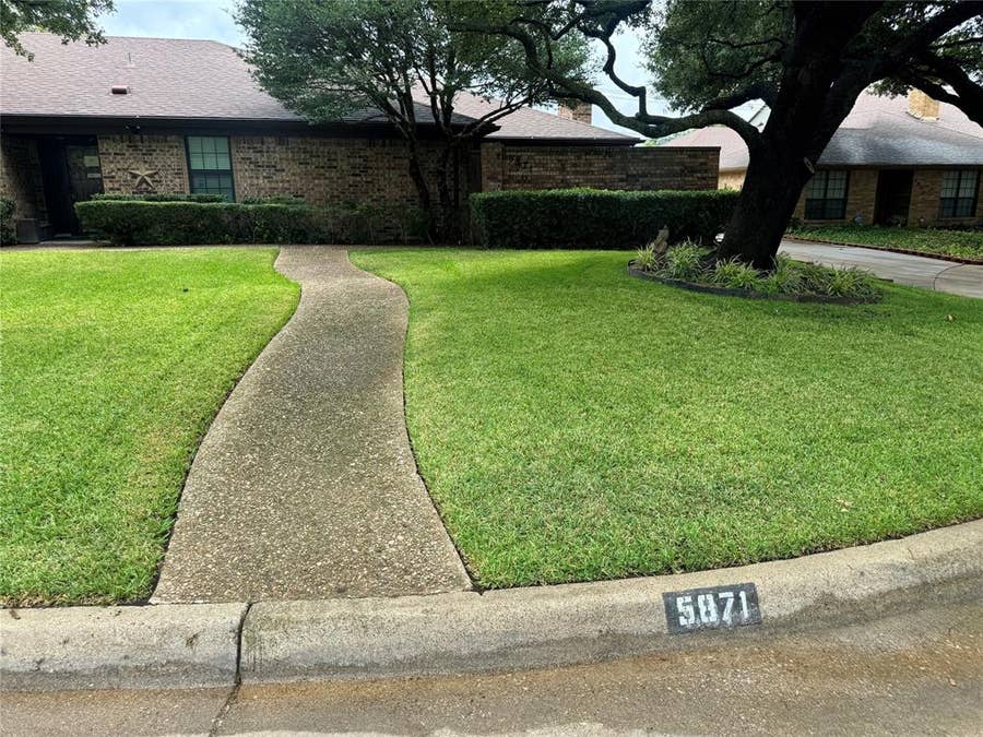 Property photo for 5871 Westhaven Drive, Fort Worth, TX