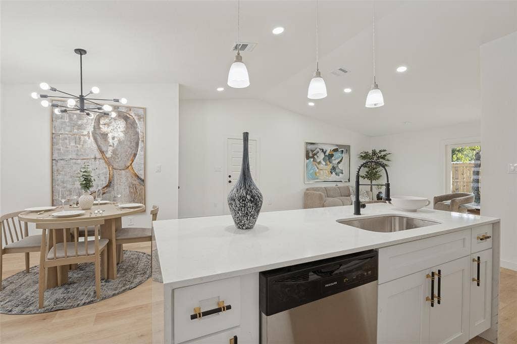 3531 Colgate Lane, Irving, TX 75062 3531 Colgate Lane, Irving, TX 75062