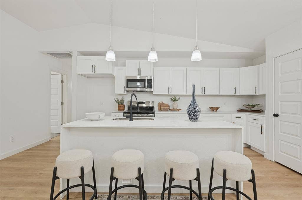 3531 Colgate Lane, Irving, TX 75062 3531 Colgate Lane, Irving, TX 75062