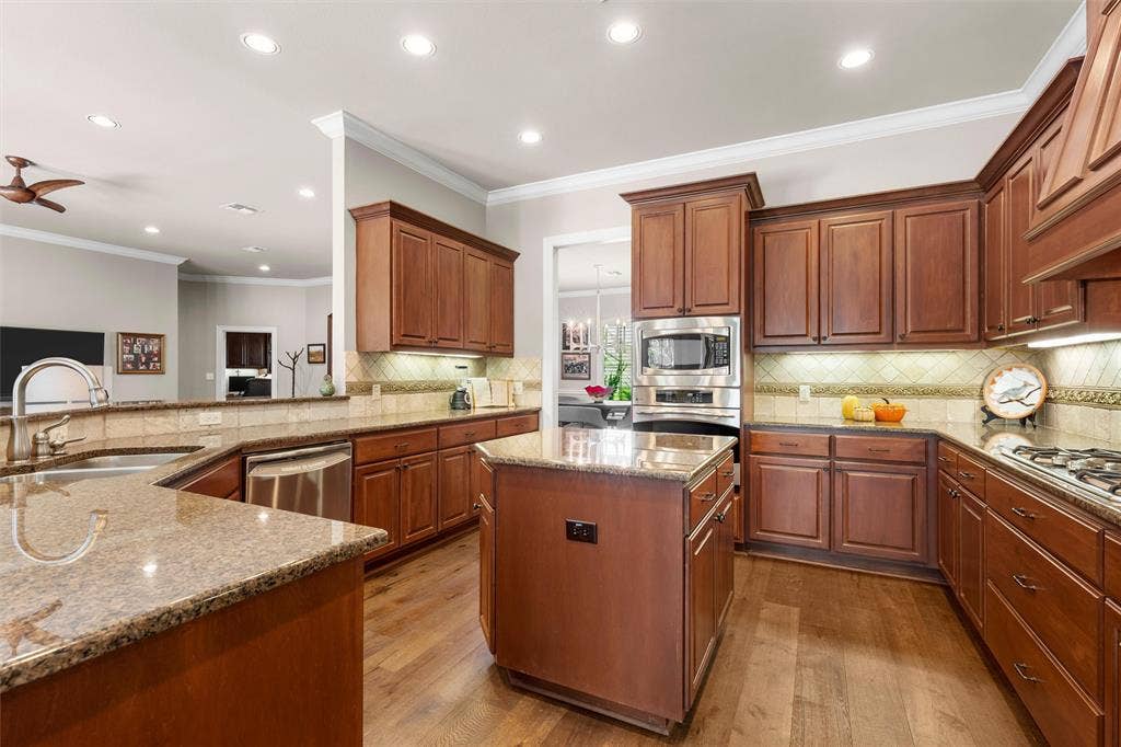 7020 Flagstone Circle, McGregor, TX 76657 7020 Flagstone Circle, McGregor, TX 76657