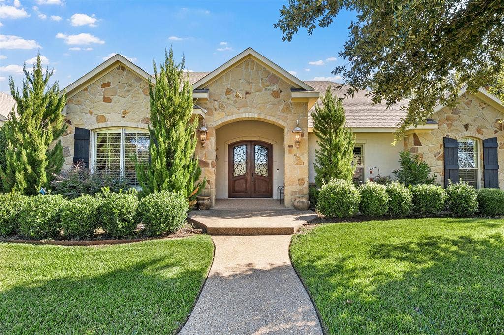 7020 Flagstone Circle, McGregor, TX 76657 7020 Flagstone Circle, McGregor, TX 76657