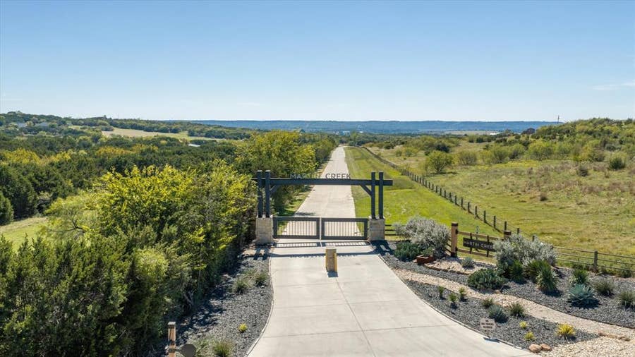 Property photo for 12501 Sue Lane, Godley, TX