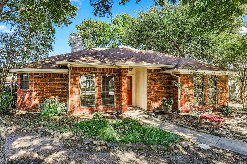 2315 Highridge Drive, Sachse, TX 75048 2315 Highridge Drive, Sachse, TX 75048