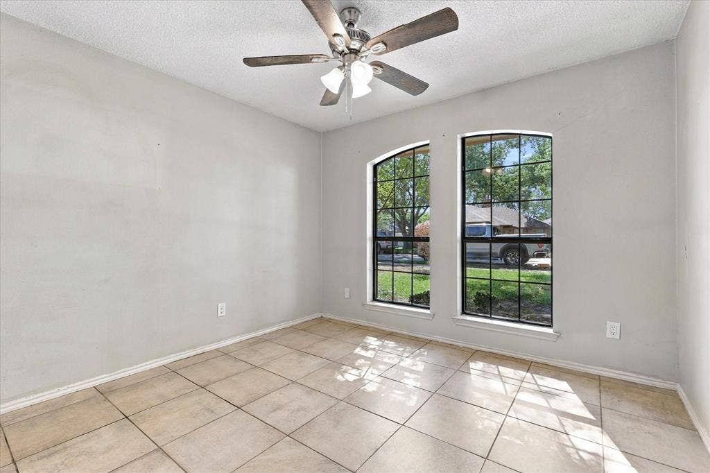 2315 Highridge Drive, Sachse, TX 75048 2315 Highridge Drive, Sachse, TX 75048