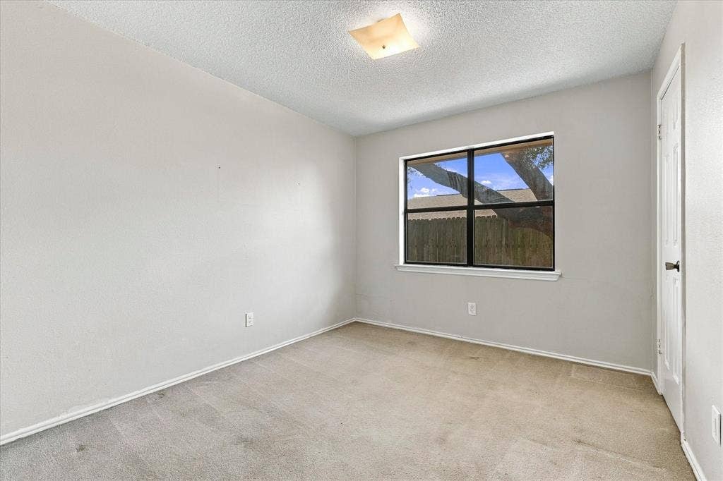 2315 Highridge Drive, Sachse, TX 75048 2315 Highridge Drive, Sachse, TX 75048