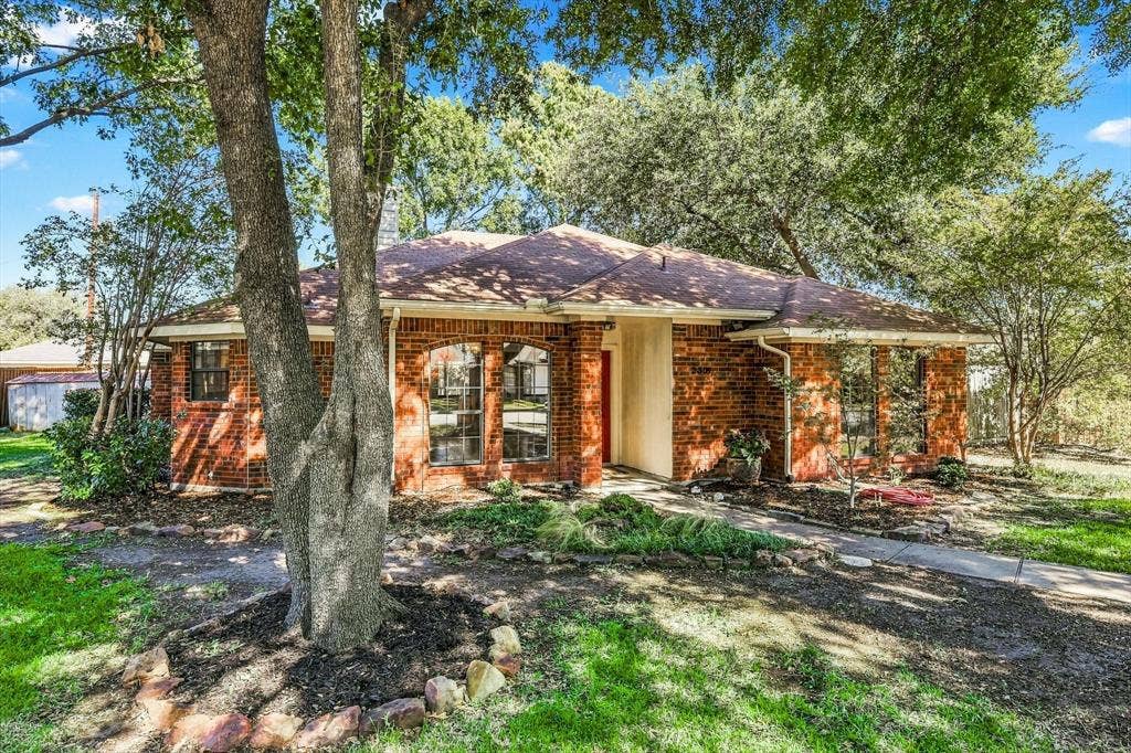 2315 Highridge Drive, Sachse, TX 75048 2315 Highridge Drive, Sachse, TX 75048