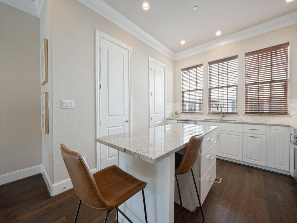7333 Valley View Lane, #805, Dallas, TX 75240 7333 Valley View Lane, #805, Dallas, TX 75240