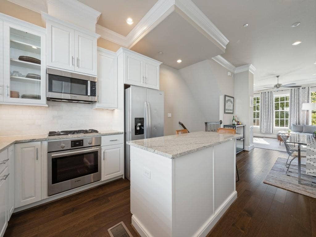 7333 Valley View Lane, #805, Dallas, TX 75240 Under and Over Cabinet Lighting Brings Adds an Elegant Designer Touch.