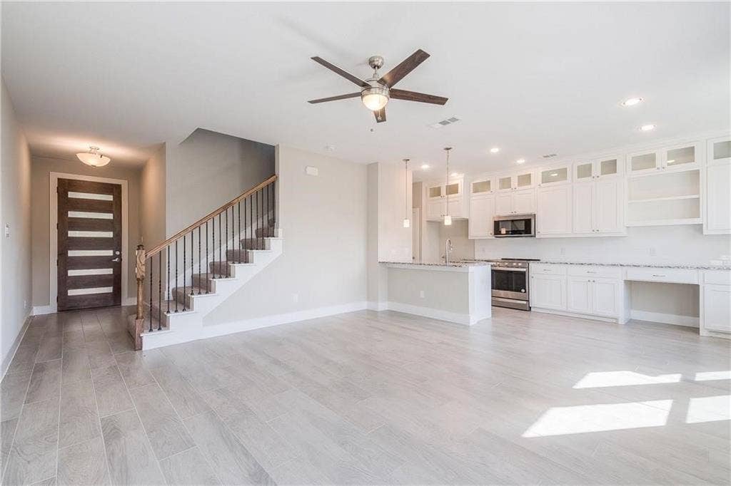 2129 Lovedale Avenue, #104, Dallas, TX 75235 2129 Lovedale Avenue, #104, Dallas, TX 75235