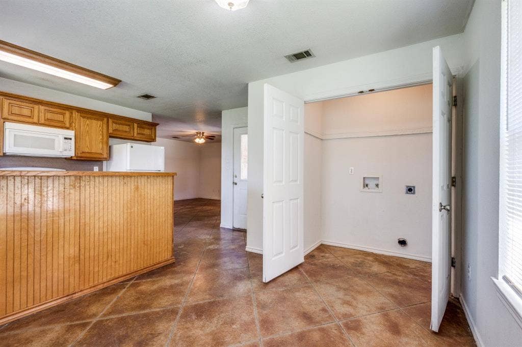 509 S Louisiana Street, Celina, TX 75009 509 S Louisiana Street, Celina, TX 75009