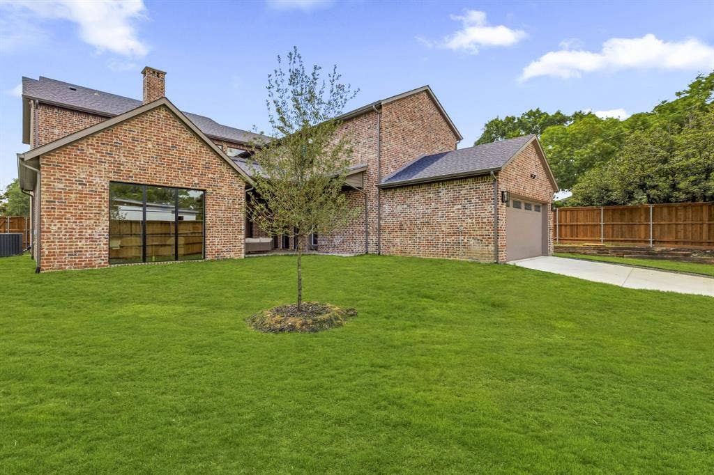 7153 Cornelia Lane, Dallas, TX 75214 7153 Cornelia Lane, Dallas, TX 75214