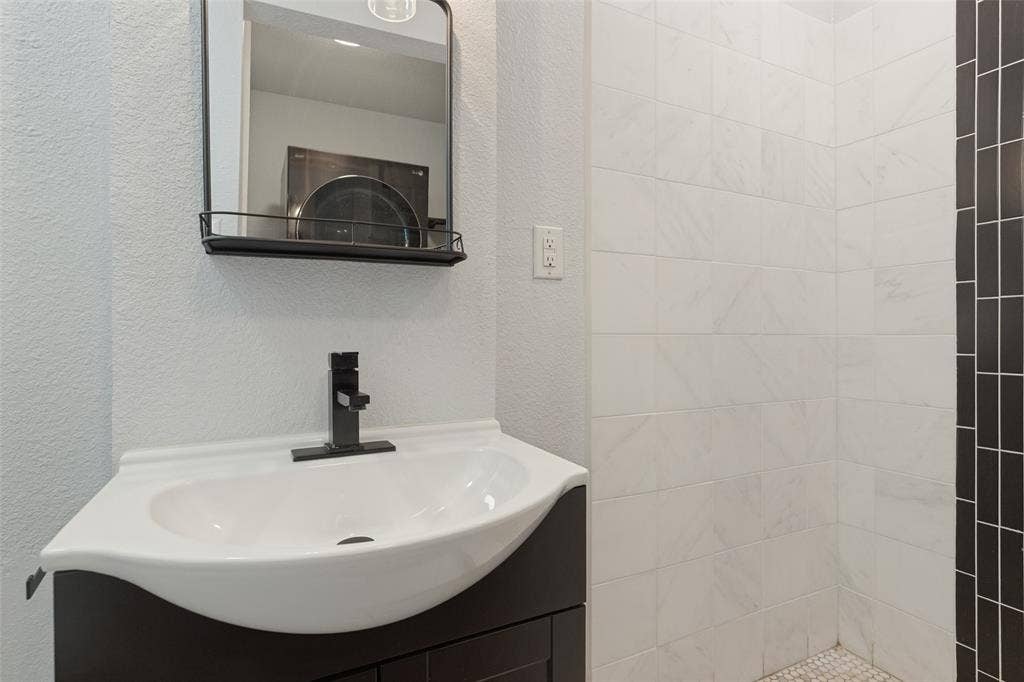 2001 Oneal Street, Greenville, TX 75401
