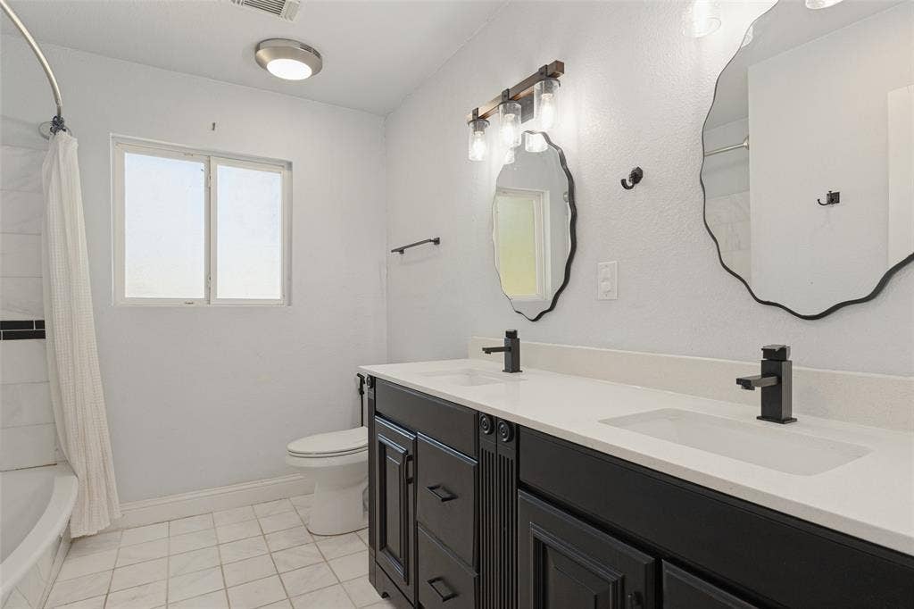 2001 Oneal Street, Greenville, TX 75401
