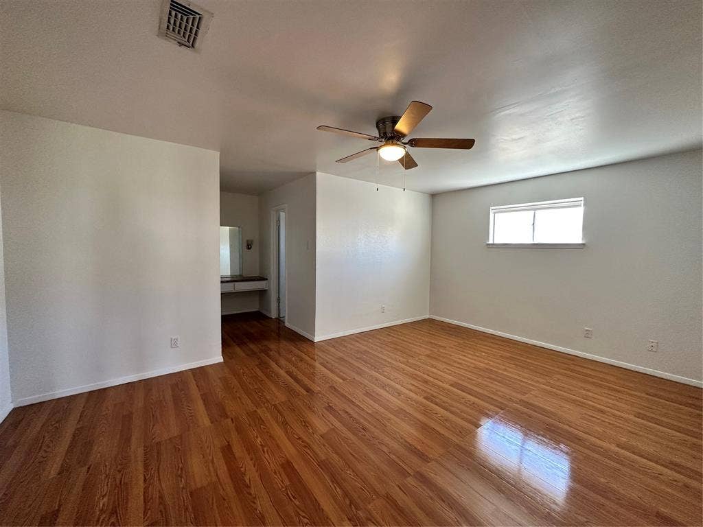 1412 Weathered Street, Irving, TX 75062 1412 Weathered Street, Irving, TX 75062