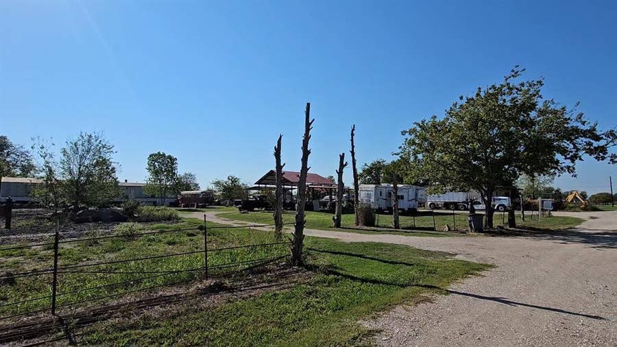 Property photo for 1480 Travis Lane, Kaufman, TX