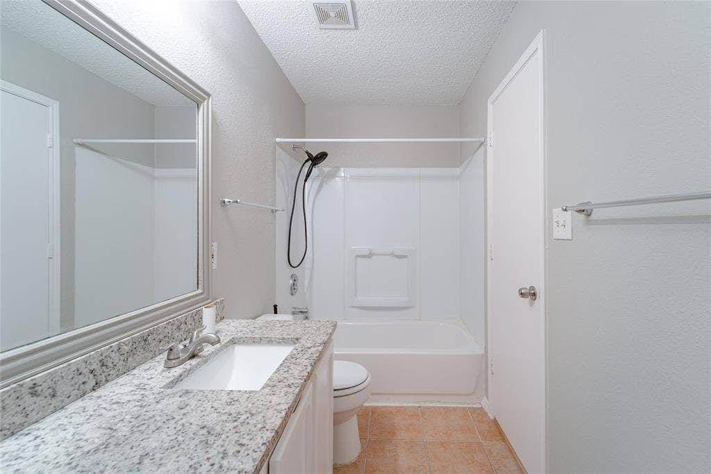 4403 Cedar Crest Drive, McKinney, TX 75070 4403 Cedar Crest Drive, McKinney, TX 75070