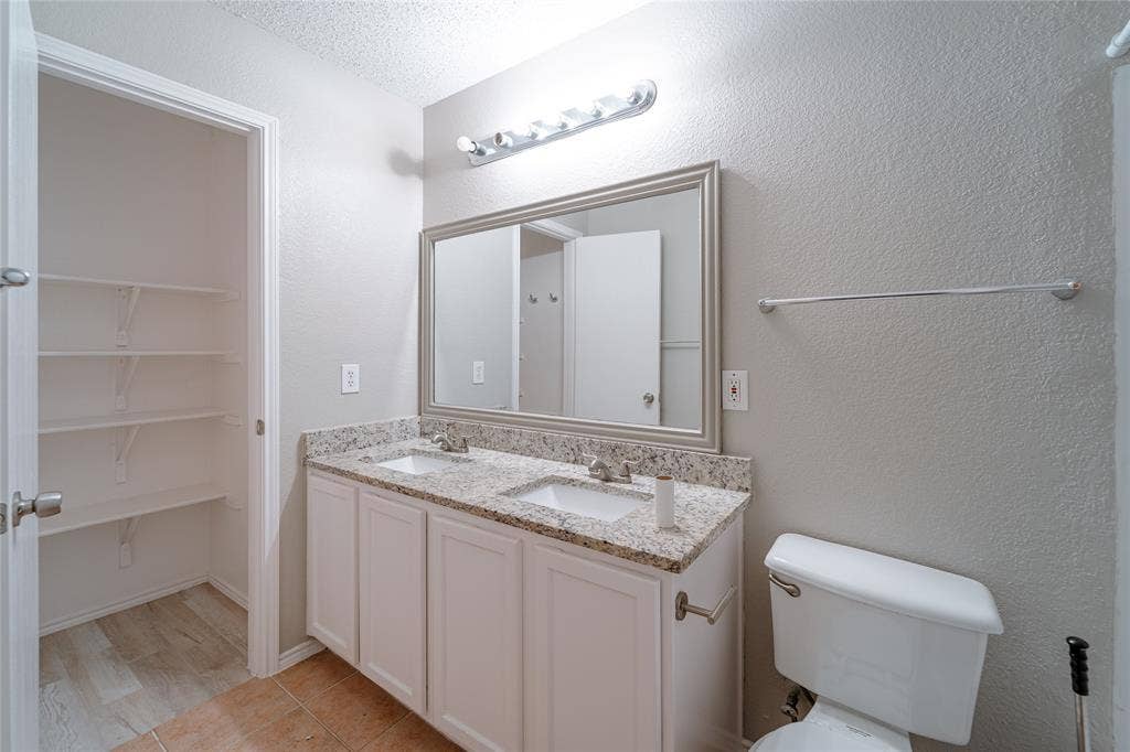 4403 Cedar Crest Drive, McKinney, TX 75070 4403 Cedar Crest Drive, McKinney, TX 75070