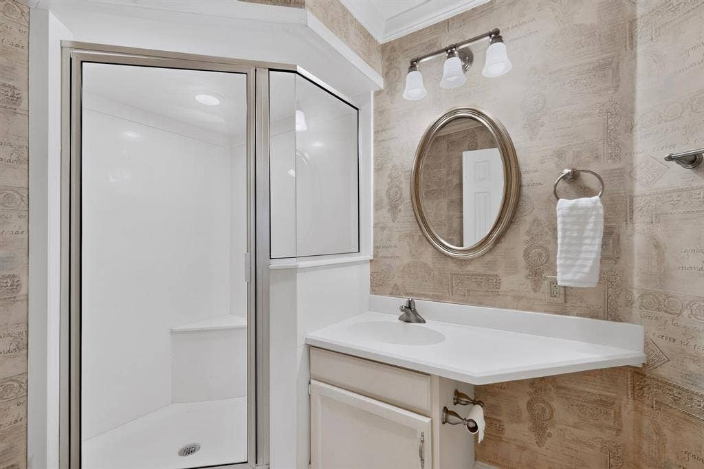 4067 Beltway Drive, #133, Addison, TX 75001 4067 Beltway Drive, #133, Addison, TX 75001