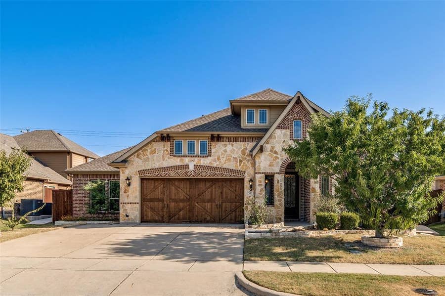 Property photo for 501 Virginia Lane, Wylie, TX