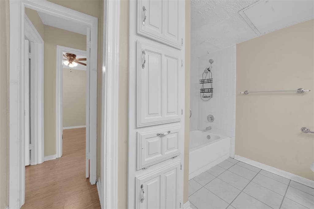 5626 Preston Oaks Road, #50B, Dallas, TX 75254 5626 Preston Oaks Road, #50B, Dallas, TX 75254