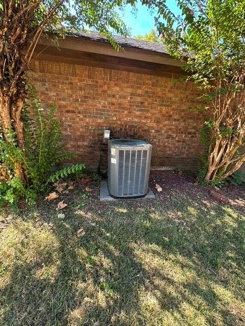 545 Renee Lane, DeSoto, TX 75115 545 Renee Lane, DeSoto, TX 75115