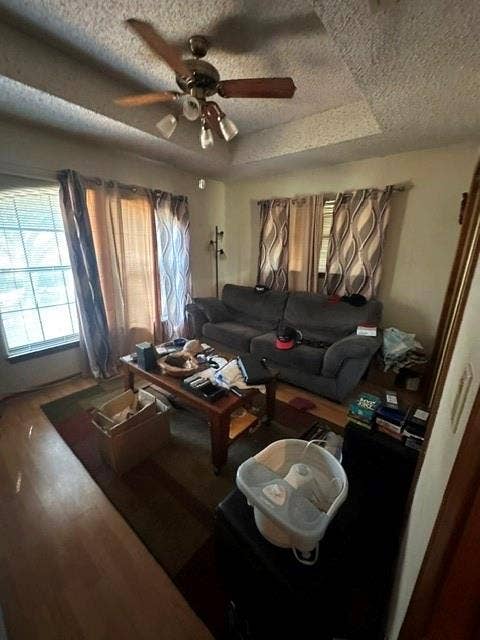 545 Renee Lane, DeSoto, TX 75115 545 Renee Lane, DeSoto, TX 75115