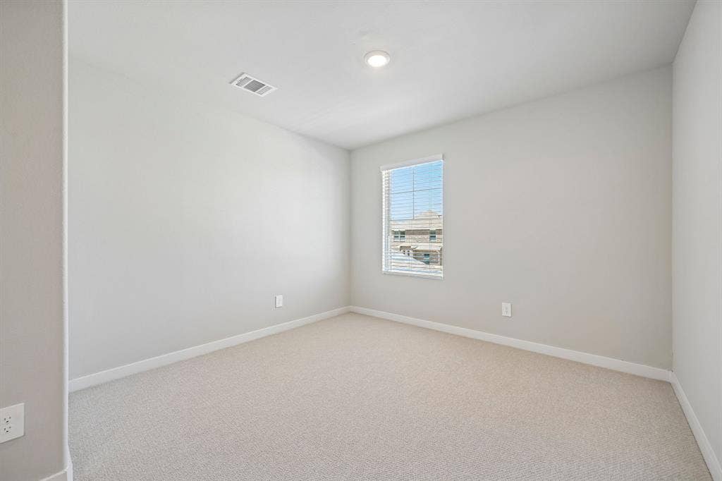 Photo is not of the actual home, but is an inspirational photo of builder’s model home and may depict options, furnishings, and/or decorator features that are not included.