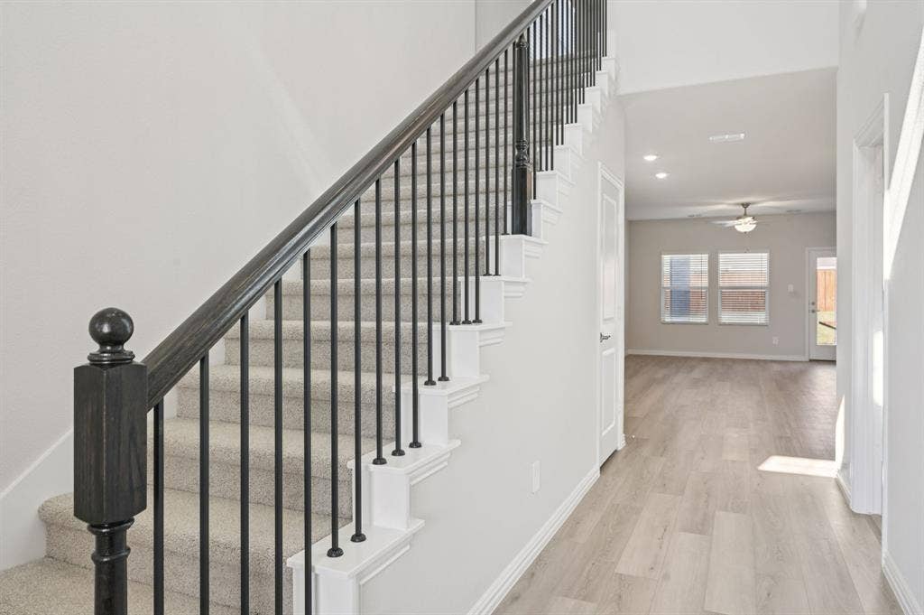 110 Decoursey Drive, Princeton, TX 75071 Photo is not of the actual home, but is an inspirational photo of builder’s model home and may depict options, furnishings, and/or decorator features that are not included.