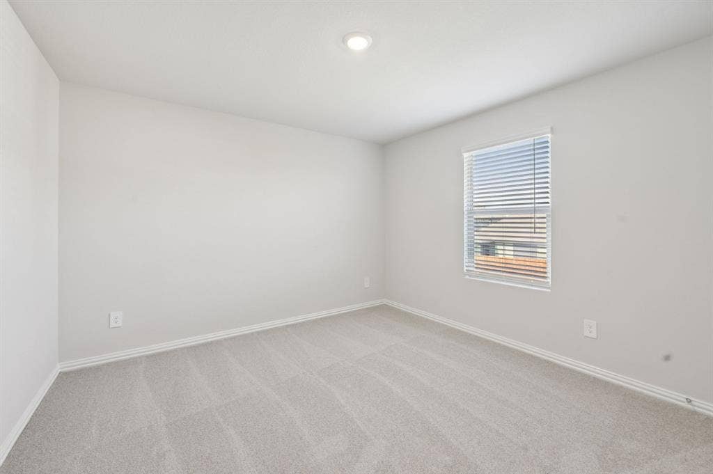 110 Decoursey Drive, Princeton, TX 75071 Photo is not of the actual home, but is an inspirational photo of builder’s model home and may depict options, furnishings, and/or decorator features that are not included.