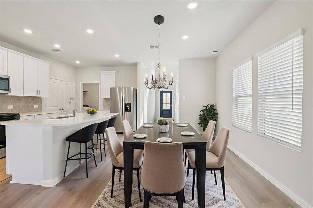 110 Decoursey Drive, Princeton, TX 75071 Photo is not of the actual home, but is an inspirational photo of builder’s model home and may depict options, furnishings, and/or decorator features that are not included.