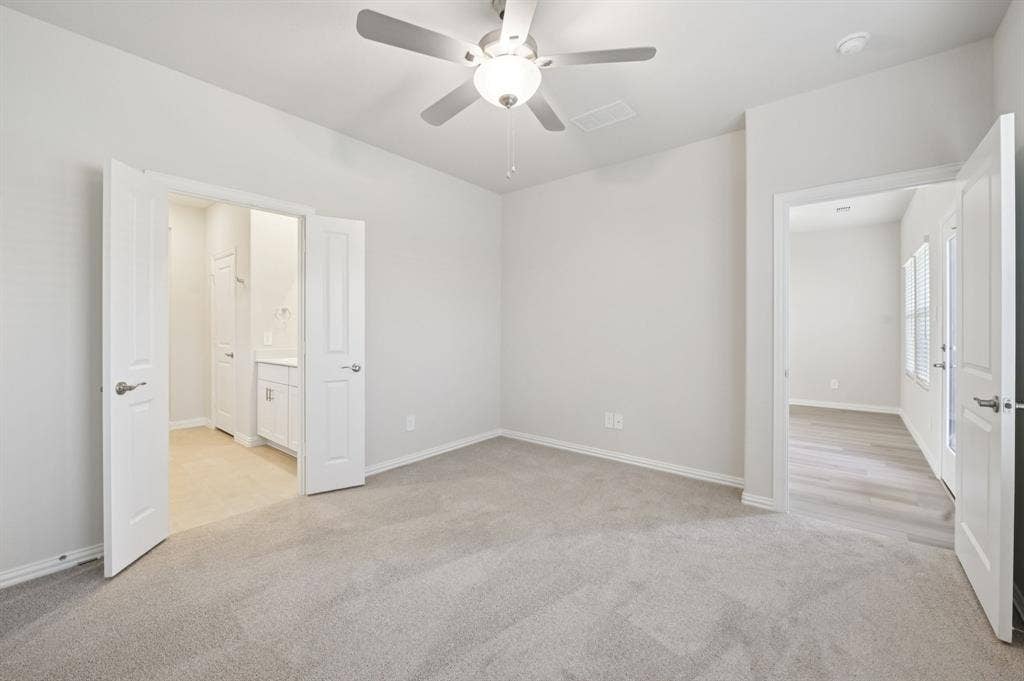 110 Decoursey Drive, Princeton, TX 75071 Photo is not of the actual home, but is an inspirational photo of builder’s model home and may depict options, furnishings, and/or decorator features that are not included.