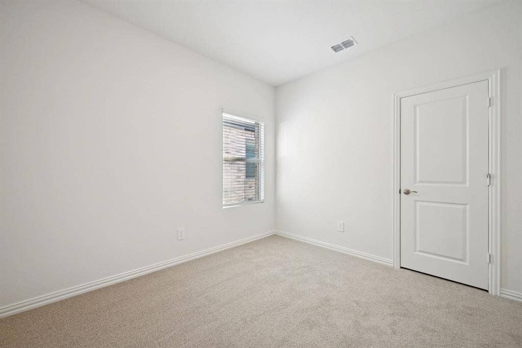 104 Decoursey Drive, Princeton, TX 75071 Photo is not of the actual home, but is an inspirational photo of builder’s model home and may depict options, furnishings, and/or decorator features that are not included.
