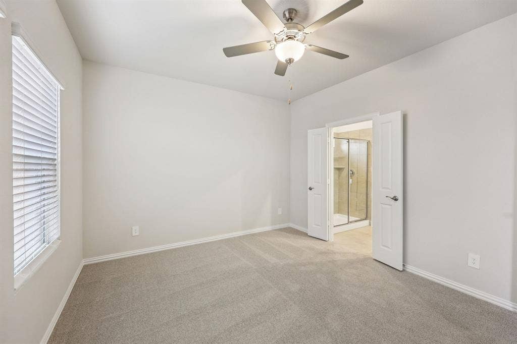 102 Decoursey Drive, Princeton, TX 75071 Photo is not of the actual home, but is an inspirational photo of builder’s model home and may depict options, furnishings, and/or decorator features that are not included.