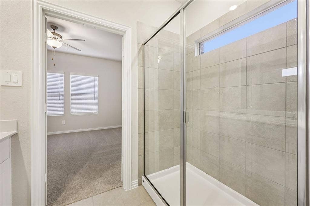 102 Decoursey Drive, Princeton, TX 75071 Photo is not of the actual home, but is an inspirational photo of builder’s model home and may depict options, furnishings, and/or decorator features that are not included.