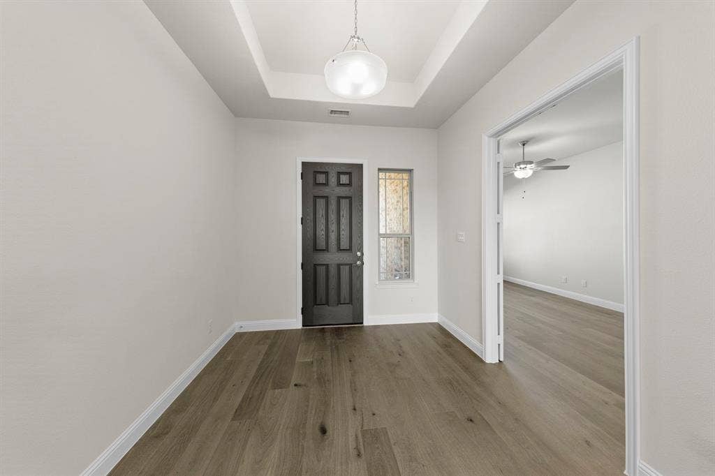 1328 David Drive, Anna, TX 75409 3_03. 1328 David - Entry.JPG