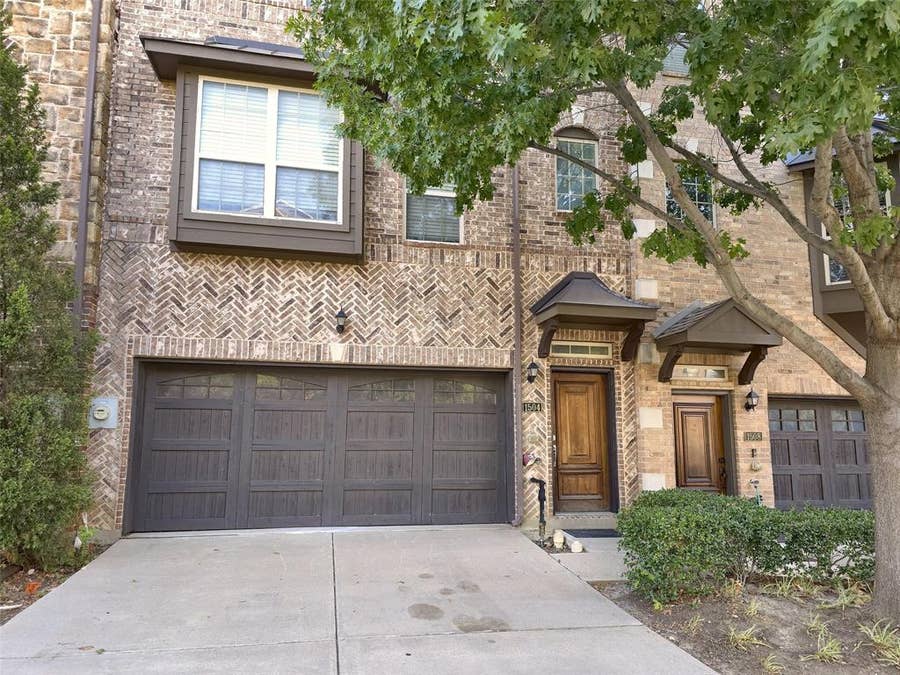 Property photo for 1504 Fox Run Drive, Irving, TX