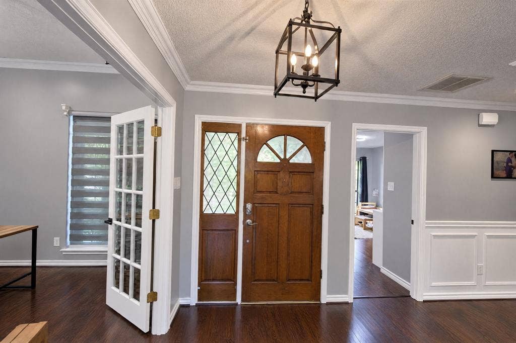 2910 Baron Drive, Garland, TX 75040
