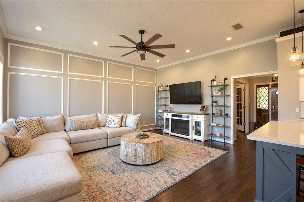 2910 Baron Drive, Garland, TX 75040