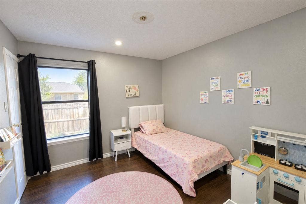 2910 Baron Drive, Garland, TX 75040