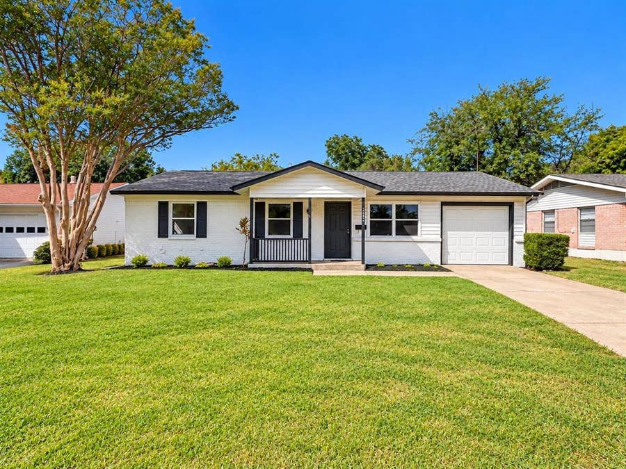 Property photo for 1307 Crestridge Drive, Plano, TX
