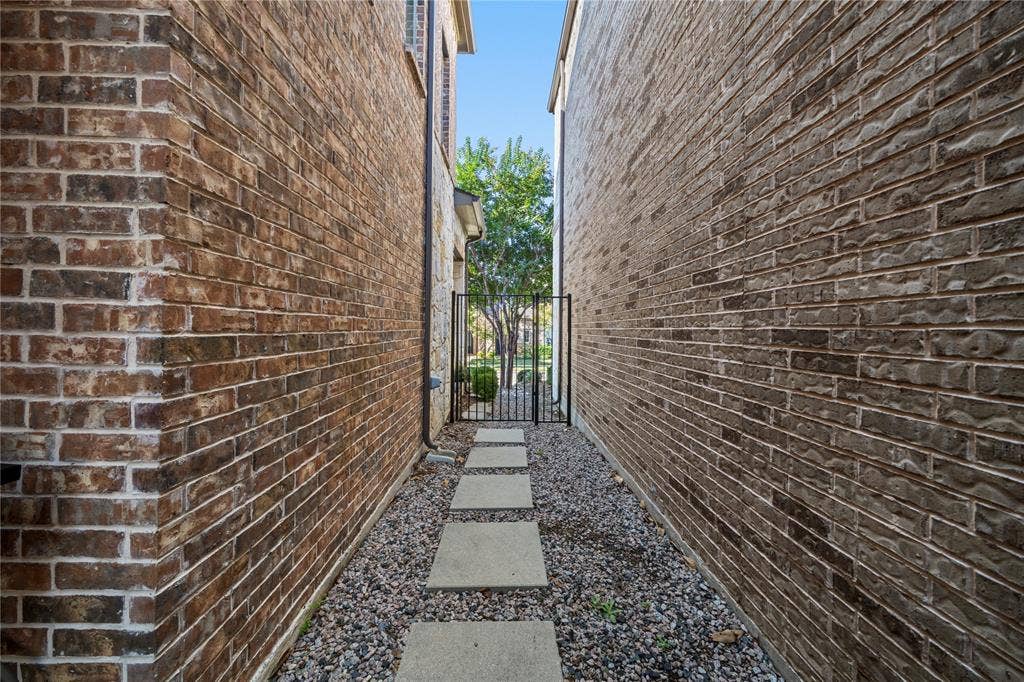 6313 Smithwick Drive, McKinney, TX 75070 6313 Smithwick Drive, McKinney, TX 75070