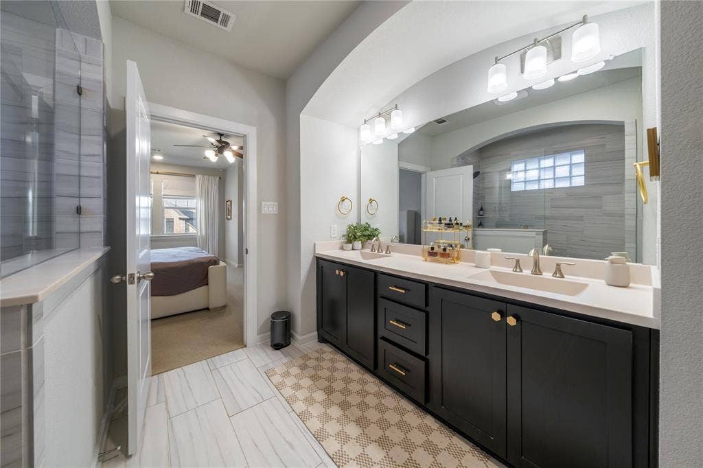 6313 Smithwick Drive, McKinney, TX 75070 6313 Smithwick Drive, McKinney, TX 75070
