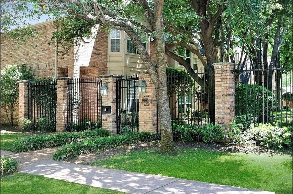 5864 Oram Street, Dallas, TX 75206 Gated entrance