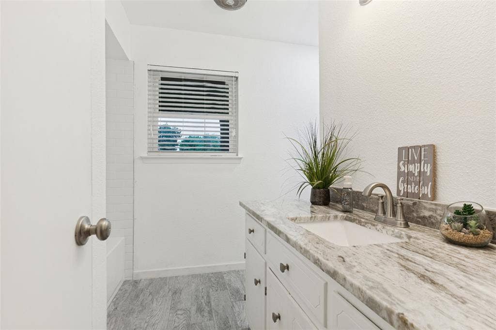 1116 Atlanta Circle, Garland, TX 75041 1116 Atlanta Circle, Garland, TX 75041