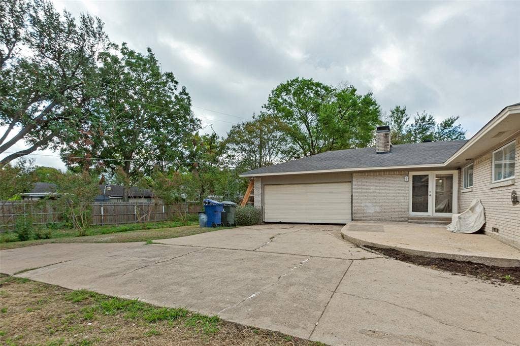 1116 Atlanta Circle, Garland, TX 75041 1116 Atlanta Circle, Garland, TX 75041