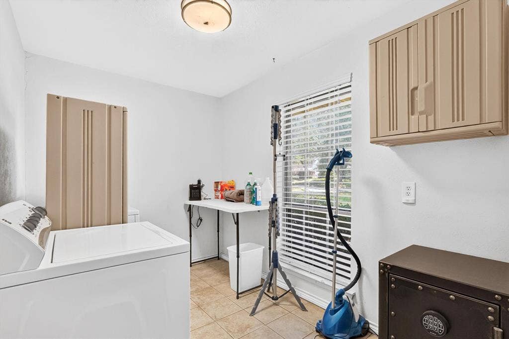 1907 Deep Valley Drive, Richardson, TX 75080 1907 Deep Valley Drive, Richardson, TX 75080