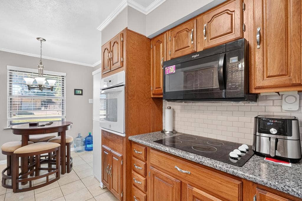 1907 Deep Valley Drive, Richardson, TX 75080 1907 Deep Valley Drive, Richardson, TX 75080
