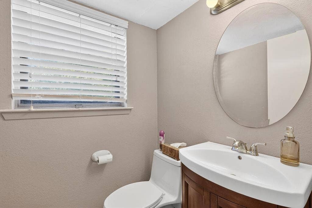 1907 Deep Valley Drive, Richardson, TX 75080 1907 Deep Valley Drive, Richardson, TX 75080