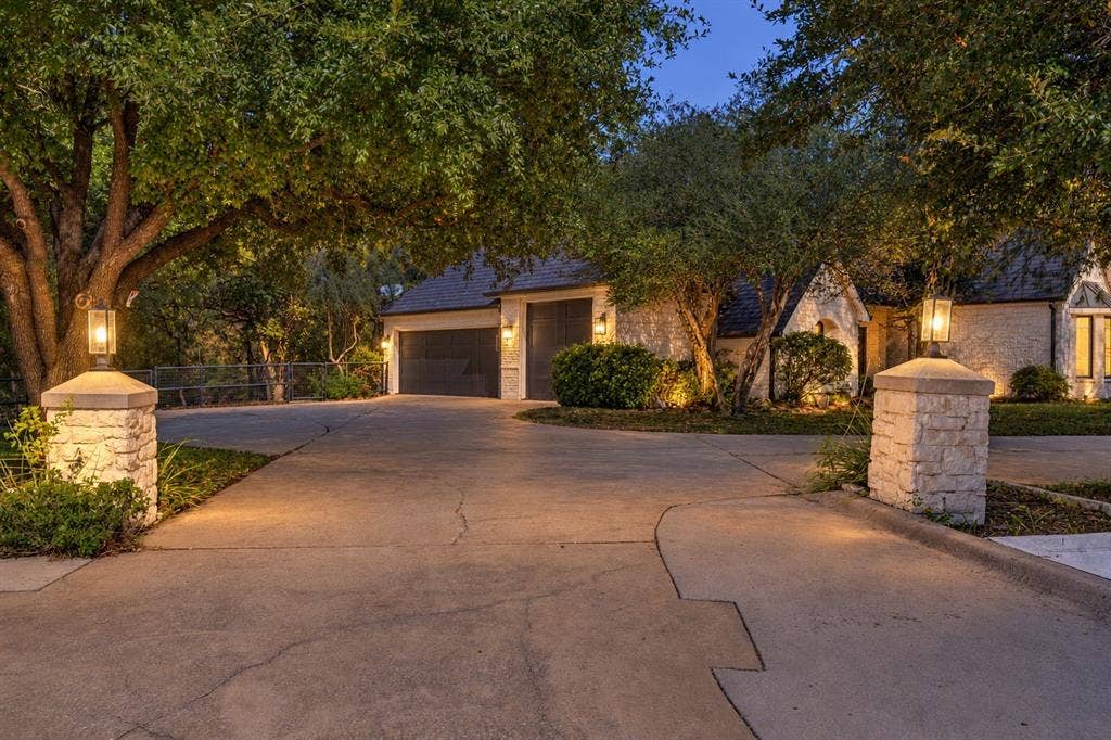 221 Forestview Drive, Lucas, TX 75002