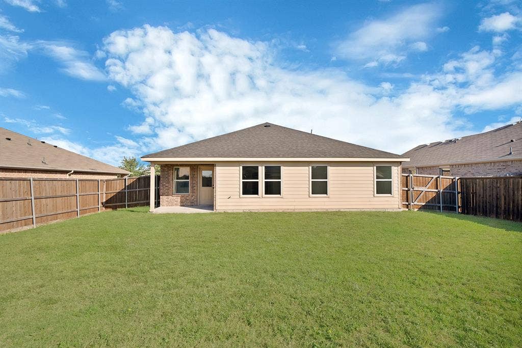 411 Azalea Drive, Josephine, TX 75173